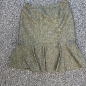 Kasper Textured Gray Ruffle Pencil Skirt size 10